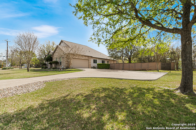 Image 31 of 43 For 29723 Fairway Vista