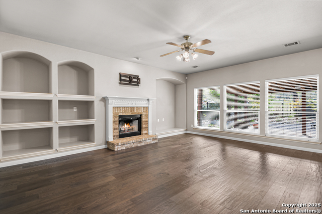 Image 7 of 43 For 29723 Fairway Vista