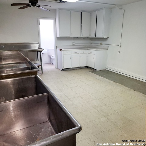Listing photo id 0 for 8030 Blanco Road