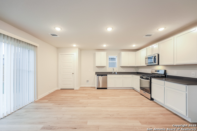 Image 7 of 15 For 5407 Franklin Hills