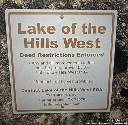 Listing photo id 8 for 1020 Cliff Circle