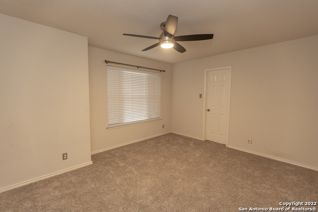 Image 21 of 70 For 414 Turnberry Way