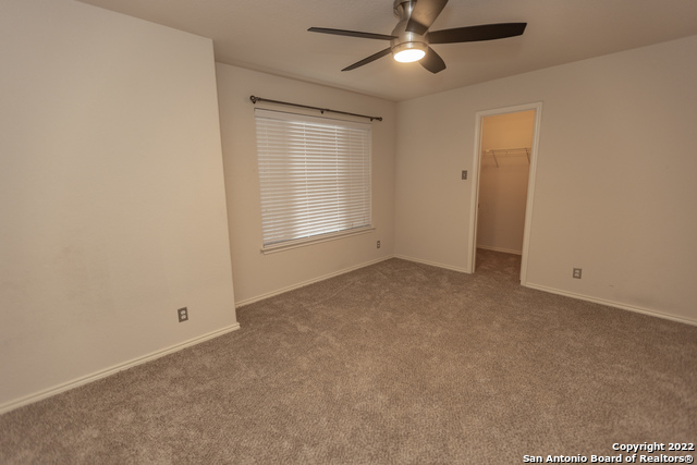 Image 24 of 70 For 414 Turnberry Way