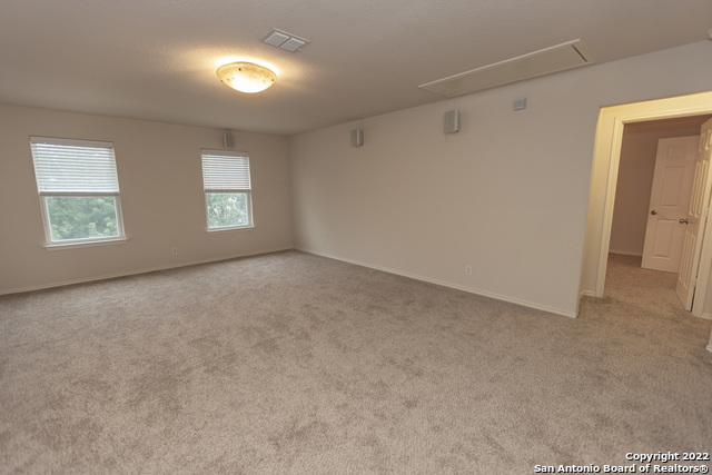 Image 31 of 70 For 414 Turnberry Way