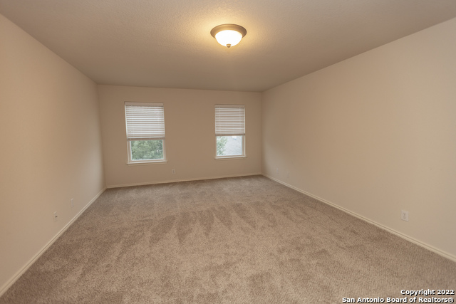 Image 47 of 70 For 414 Turnberry Way