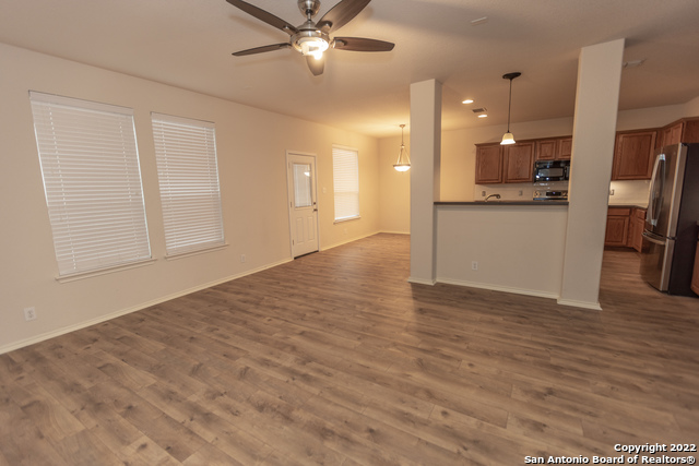 Image 60 of 70 For 414 Turnberry Way