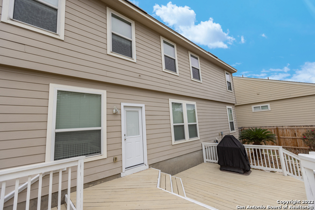 Image 64 of 70 For 414 Turnberry Way