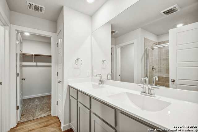 Image 3 of 7 For 755 Langston Lane
