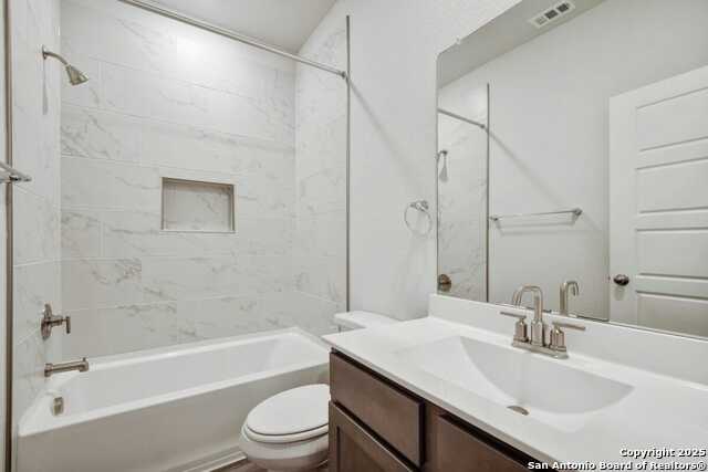 Listing photo id 15 for 736 Langston Lane
