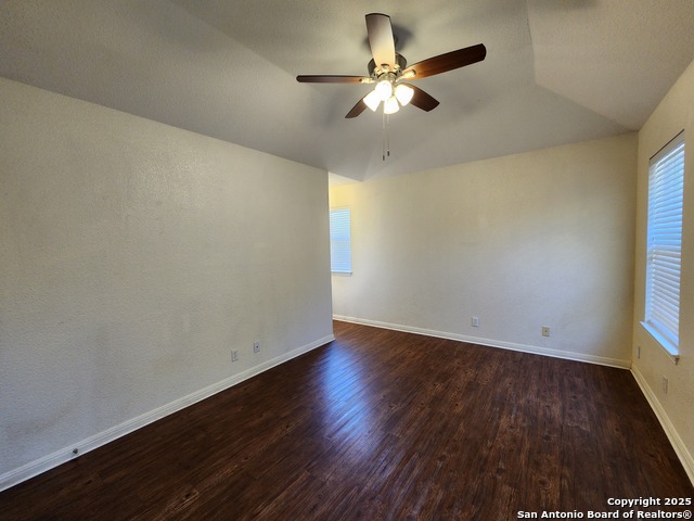Image 13 of 23 For 251 Glenbrook Dr