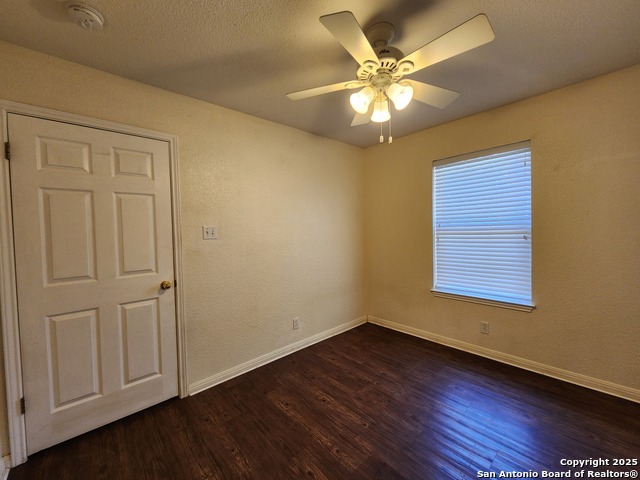 Image 16 of 23 For 251 Glenbrook Dr