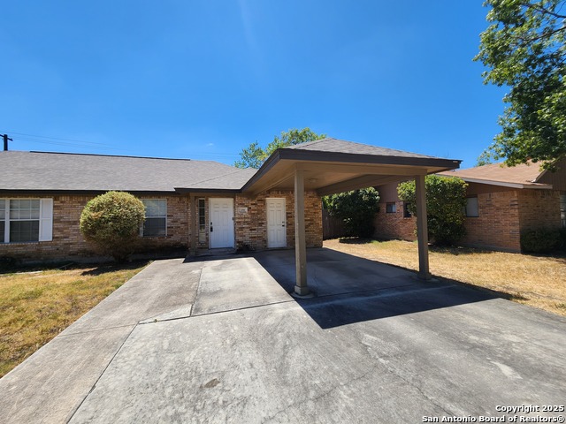 Image 2 of 23 For 251 Glenbrook Dr