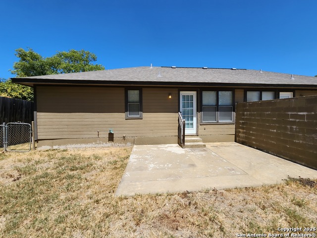 Image 21 of 23 For 251 Glenbrook Dr