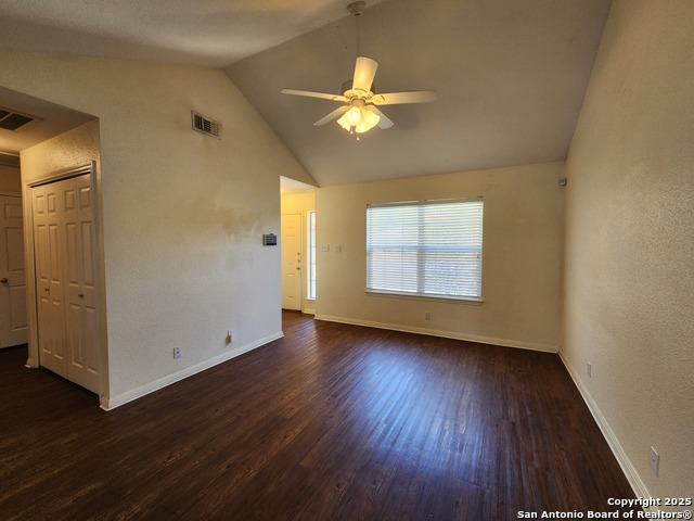 Image 6 of 23 For 251 Glenbrook Dr