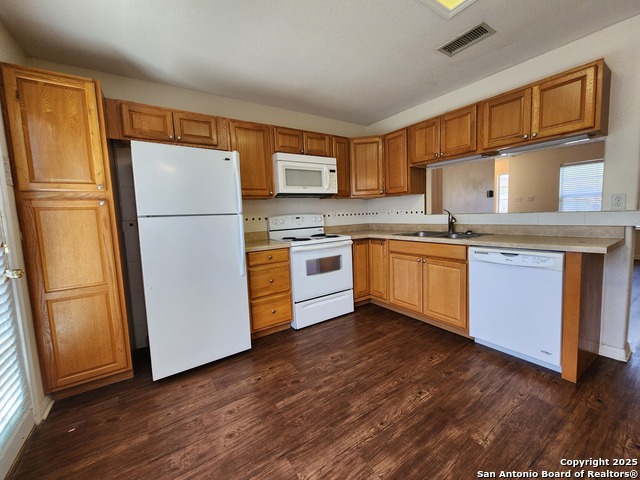 Image 8 of 23 For 251 Glenbrook Dr