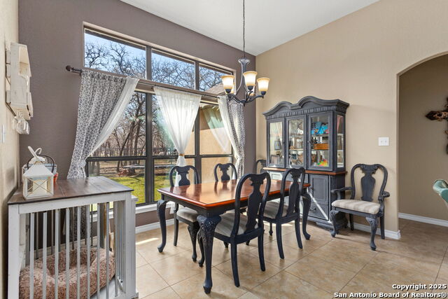 Listing photo id 9 for 309 Hickory Trail