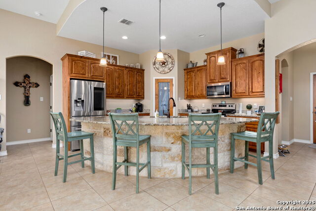 Listing photo id 11 for 309 Hickory Trail