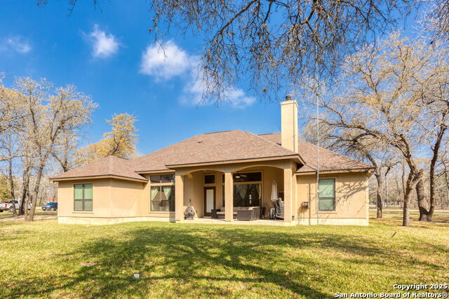 Listing photo id 24 for 309 Hickory Trail