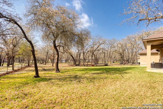 Listing photo id 26 for 309 Hickory Trail