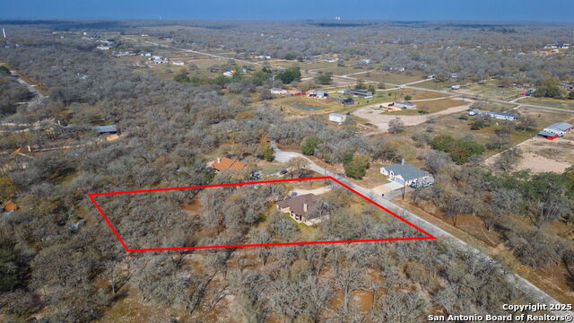 Listing photo id 29 for 309 Hickory Trail