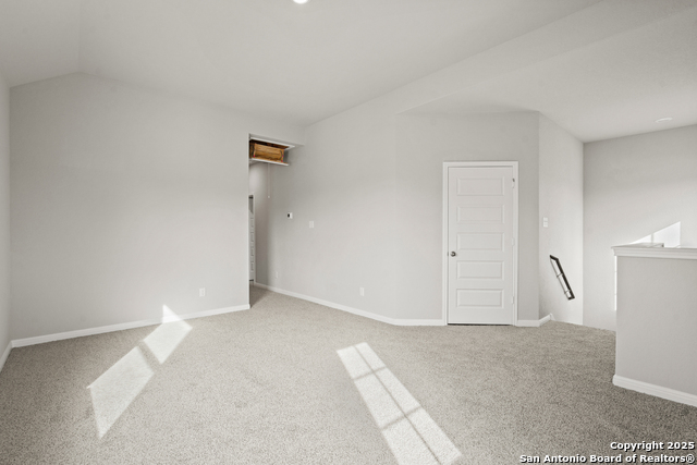 Listing photo id 12 for 10303 Eve Gardens