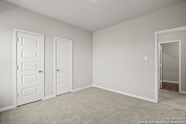 Listing photo id 16 for 10303 Eve Gardens