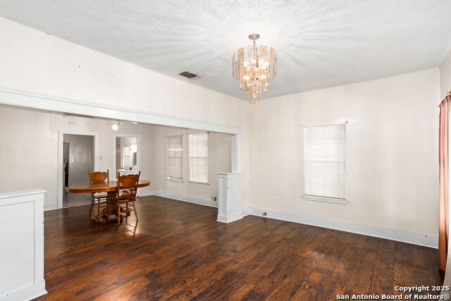 Image 3 of 19 For 122 Glass  