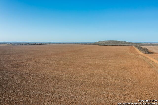Listing photo id 7 for Fm 1049 Cr 345 N