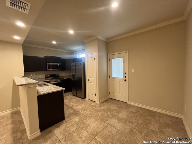 Image 7 of 26 For 6327 Luglio Lane  103