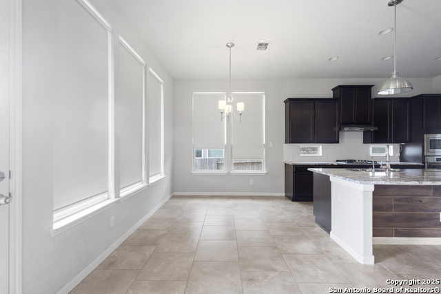 Image 4 of 22 For 2107 Cullum  