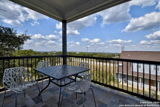 Image 2 of 30 For 131 Friendlywood Dr