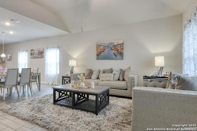 Listing photo id 8 for 7256 Yucca Place