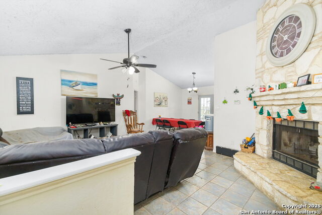 Image 4 of 15 For 207 Cibolo Branch