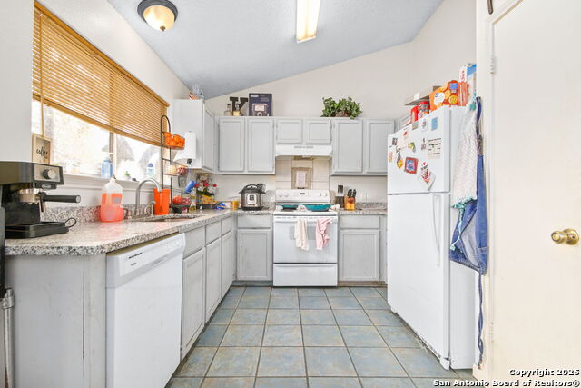 Image 8 of 15 For 207 Cibolo Branch