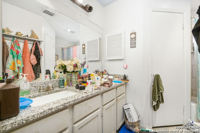 Image 9 of 15 For 207 Cibolo Branch