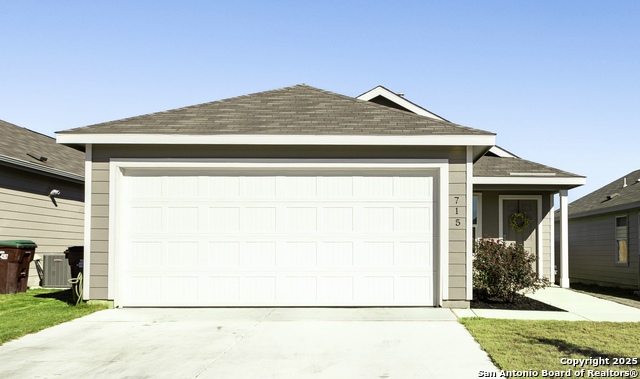 Details for 715 Bullsnake Trl, New Braunfels, TX 78132