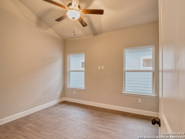 Image 29 of 51 For 2202 Virginia Blvd, Unit 201