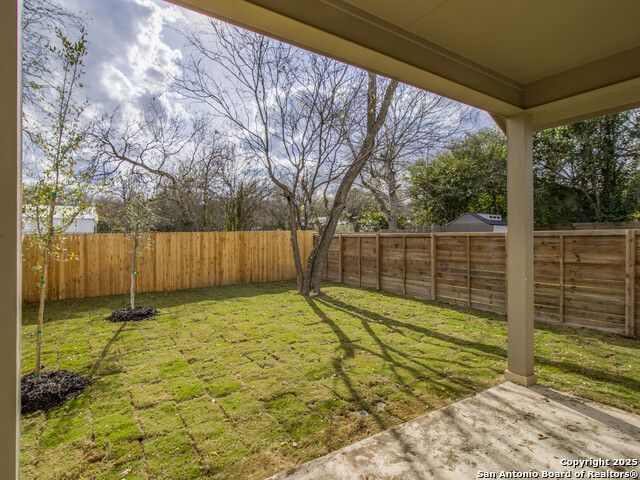 Image 34 of 51 For 2202 Virginia Blvd, Unit 201