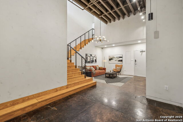 Image 18 of 32 For 212 Madison 7