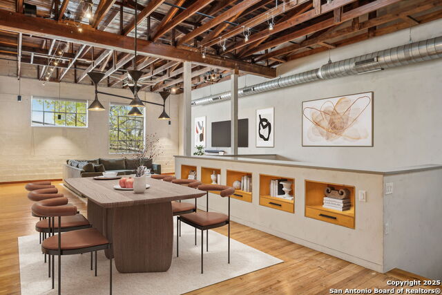 Image 6 of 32 For 212 Madison 7