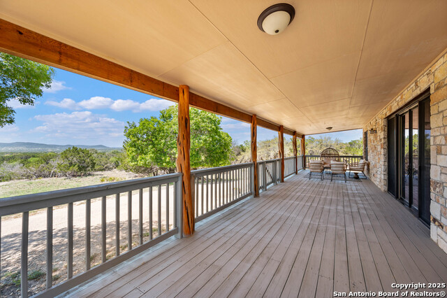 Image 43 of 53 For 728 Upper Moffett