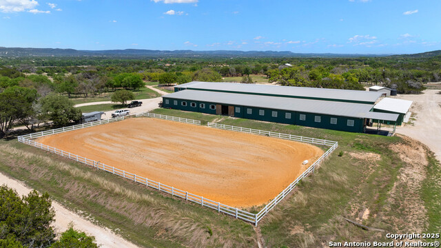 Image 7 of 53 For 728 Upper Moffett