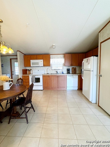 Listing photo id 1 for 159 Pr 322  