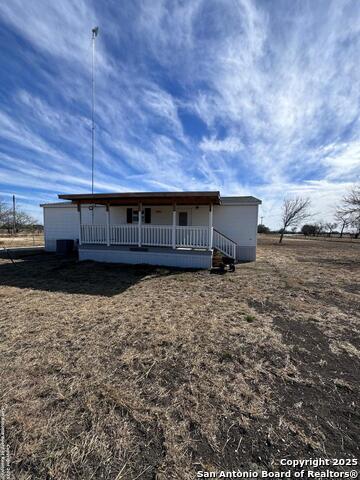 Listing photo id 3 for 159 Pr 322  
