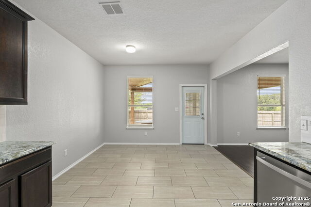 Image 12 of 38 For 9226 Brown Wl