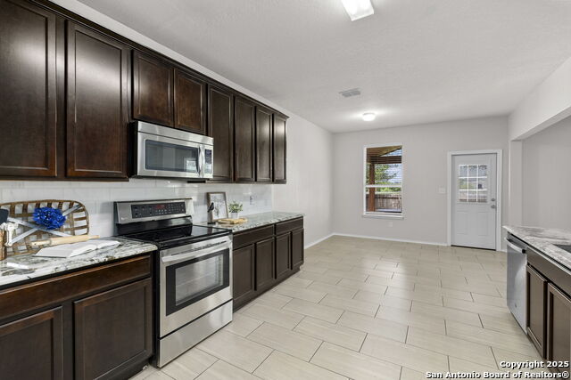 Image 17 of 38 For 9226 Brown Wl