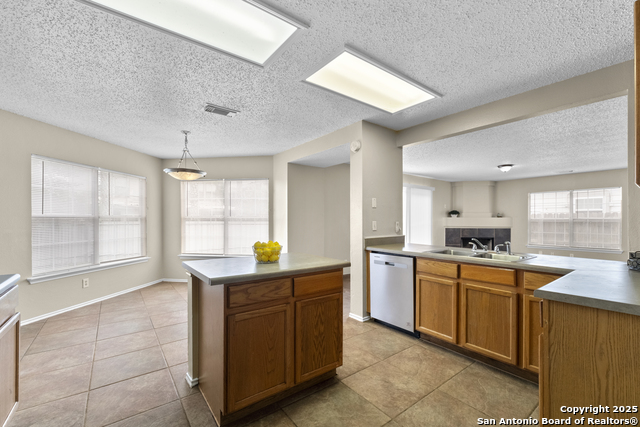 Image 10 of 21 For 9707 Autumn Valley
