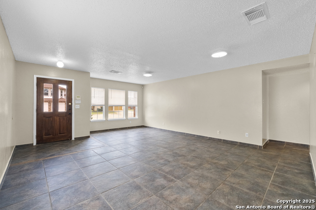Image 2 of 21 For 9707 Autumn Valley