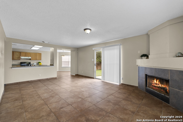 Image 5 of 21 For 9707 Autumn Valley