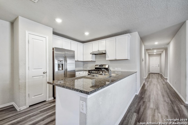 Listing photo id 8 for 10407 De Gonzalo
